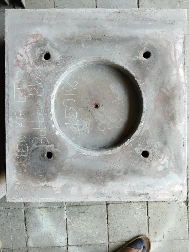 Refra Bottom Block Assembly